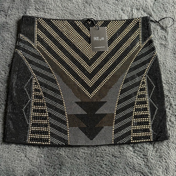 Fate by LFD size medium beaded mini skirt - Picture 3 of 3